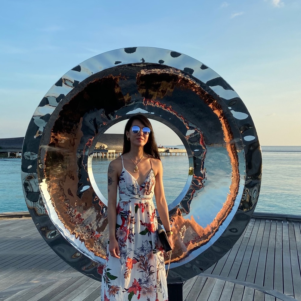 Hi! Welcome to my closet. I’m 5’3”, 100lbs.